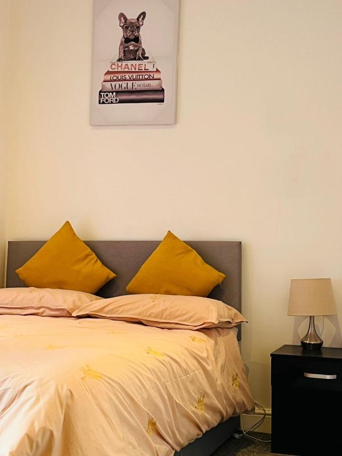 Luxury Double & Single Rooms With En-Suite Private Bathroom In City Centre Stoke On Trent Buitenkant foto