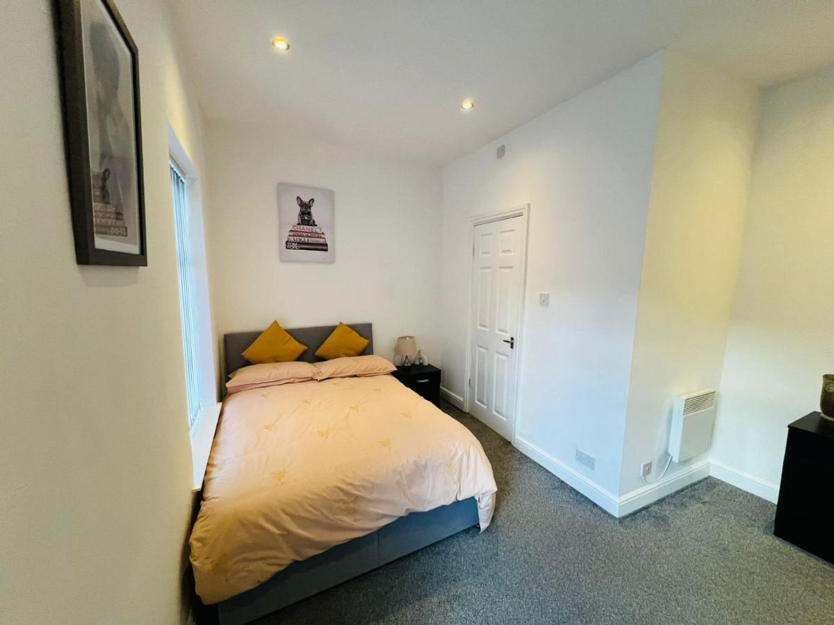 Luxury Double & Single Rooms With En-Suite Private Bathroom In City Centre Stoke On Trent Buitenkant foto