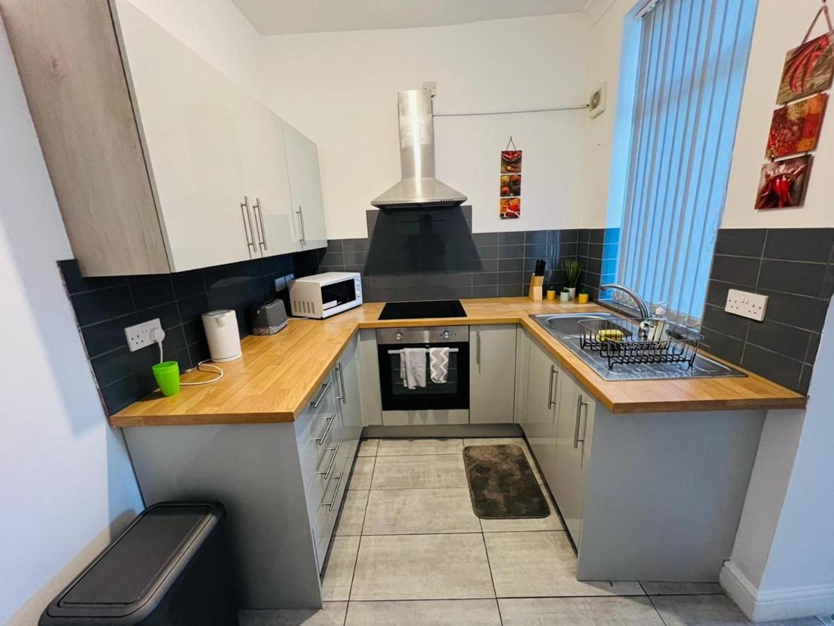 Luxury Double & Single Rooms With En-Suite Private Bathroom In City Centre Stoke On Trent Buitenkant foto