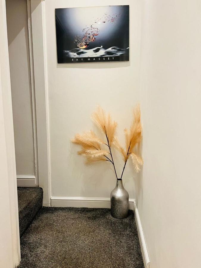 Luxury Double & Single Rooms With En-Suite Private Bathroom In City Centre Stoke On Trent Buitenkant foto
